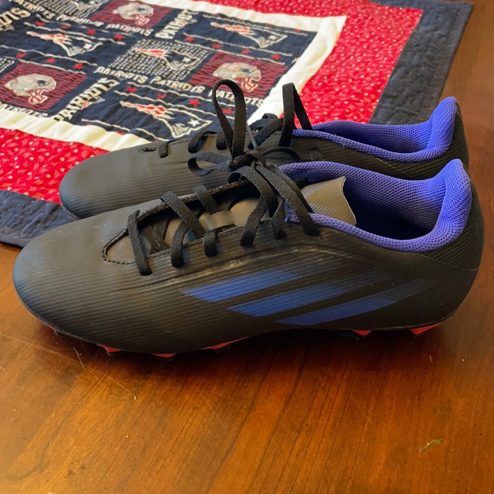 mens cleats size 8.5 adidas